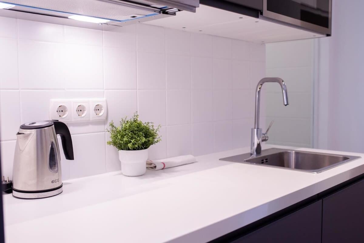 Appartement Lovely In The Heart Of *